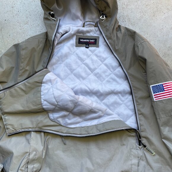 Members Only Sport Silver Space Suit Jacket Reflective Men’s Large - Picture 5 of 10